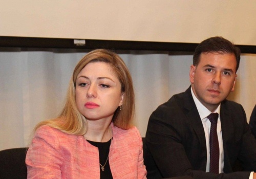 ჩოგოვაძეს თამარ არჩუაძე ცვლის - აეროპორტების გაერთიანების ახალი დირექტორი