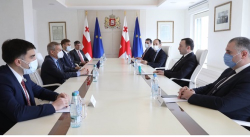 პრემიერი საპენსიოს საინვესტიციო  საბჭოს წევრებს შეხვდა 