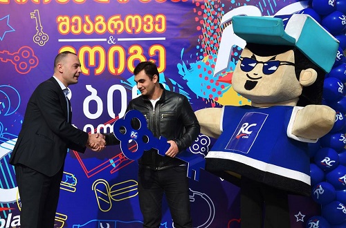 RC COLA - ს გათამაშებაში  ბინის მფლობელი თამაზ მაღალდაძე გახდა 
