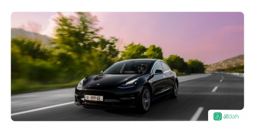ქუთაისის აეროპორტში მგზავრებს TESLA-ს და CHANGAN-ის ტაქსები მოემსახურება