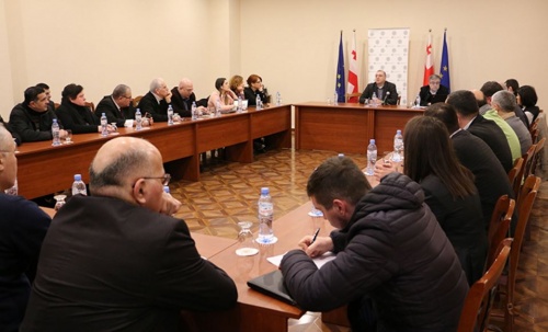 სებ-ის პრეზიდენტმა იმერეთში, ბიზნესსექტორს მაკროეკონომიკური ტენდენციები გააცნო სებ-ის პრეზიდენტმა იმერეთში, ბიზნესსექტორს მაკროეკონომიკური ტენდენციები გააცნო