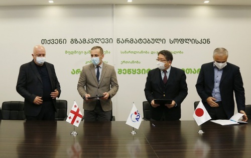 JICA-ს დაფინანსებით, ბერბუკის თაფლის საწარმო ლაბორატორიით აღიჭურვა 