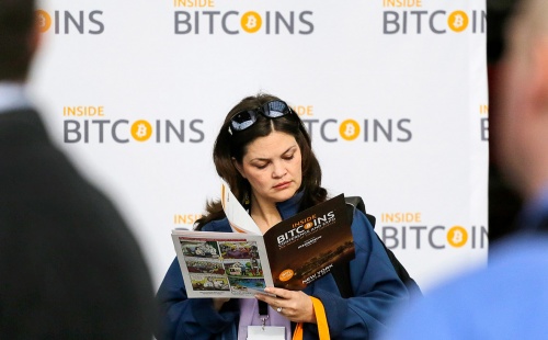 Bitcoin cash ღირებულებით კრიპტოვალუტების სამეულში შევიდა Bitcoin cash ღირებულებით კრიპტოვალუტების სამეულში შევიდა
