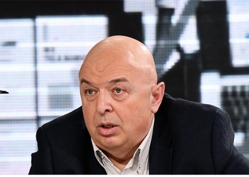 კაკულია ლარის გამყარებას სავალუტო დაკრედიტების  ზრდით ხსნის 