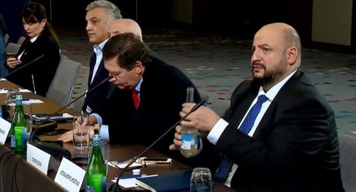  საბანკო სექტორი $67 300 შეკიდული ჭერის მოლოდინში 