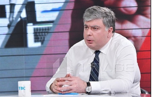 M2  იზრდება მაგრამ ზომიერად 