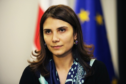 ნინო ჯავახაძე: Moody’s-ის მიერ რეიტინგის გაუმჯობესებას უნდა მოყვეს ინვესტიციების შემოდინება ნინო ჯავახაძე: Moody’s-ის მიერ რეიტინგის გაუმჯობესებას უნდა მოყვეს ინვესტიციების შემოდინება