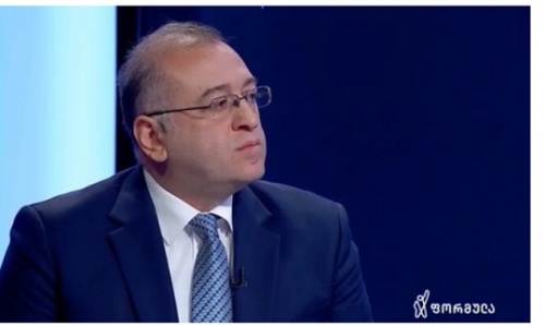 სებ-ის პრეზიდენტი ლარის სადღეგრძელოს ამბობს