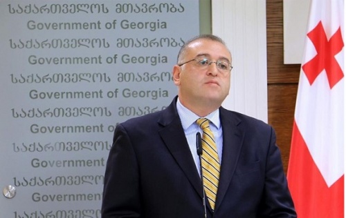 ლარი რატომღაც მკვეთრად მყარდება