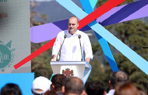 პრემიერი ქვეყნის შესაძლებლობებში დარწმუნებულია 